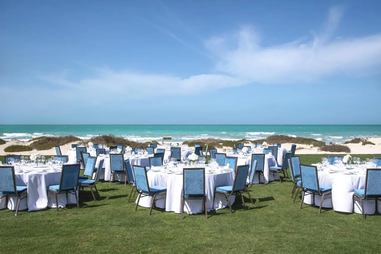 Jumeirah Saadiyat Island Абу-Даби 5*,  ОАЭ
